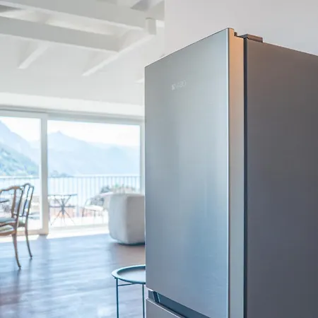 Anton - Penthouse Mit Seeblick Und Kostenloser Garage Apartmán