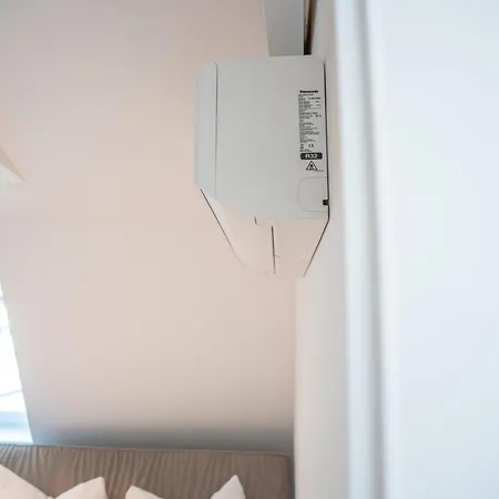 Anton - Penthouse Mit Seeblick Und Kostenloser Garage *